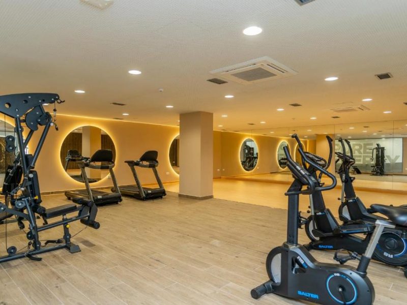 oasis-325-estepona-luxury-penthouse-gym
